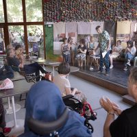 Les Couleurs de Pont de Flandre, SAJ Cap'devant, GEM Partager et habitants, atelier d'écriture avec Alessandra Blache, restitution au TLM en 2025